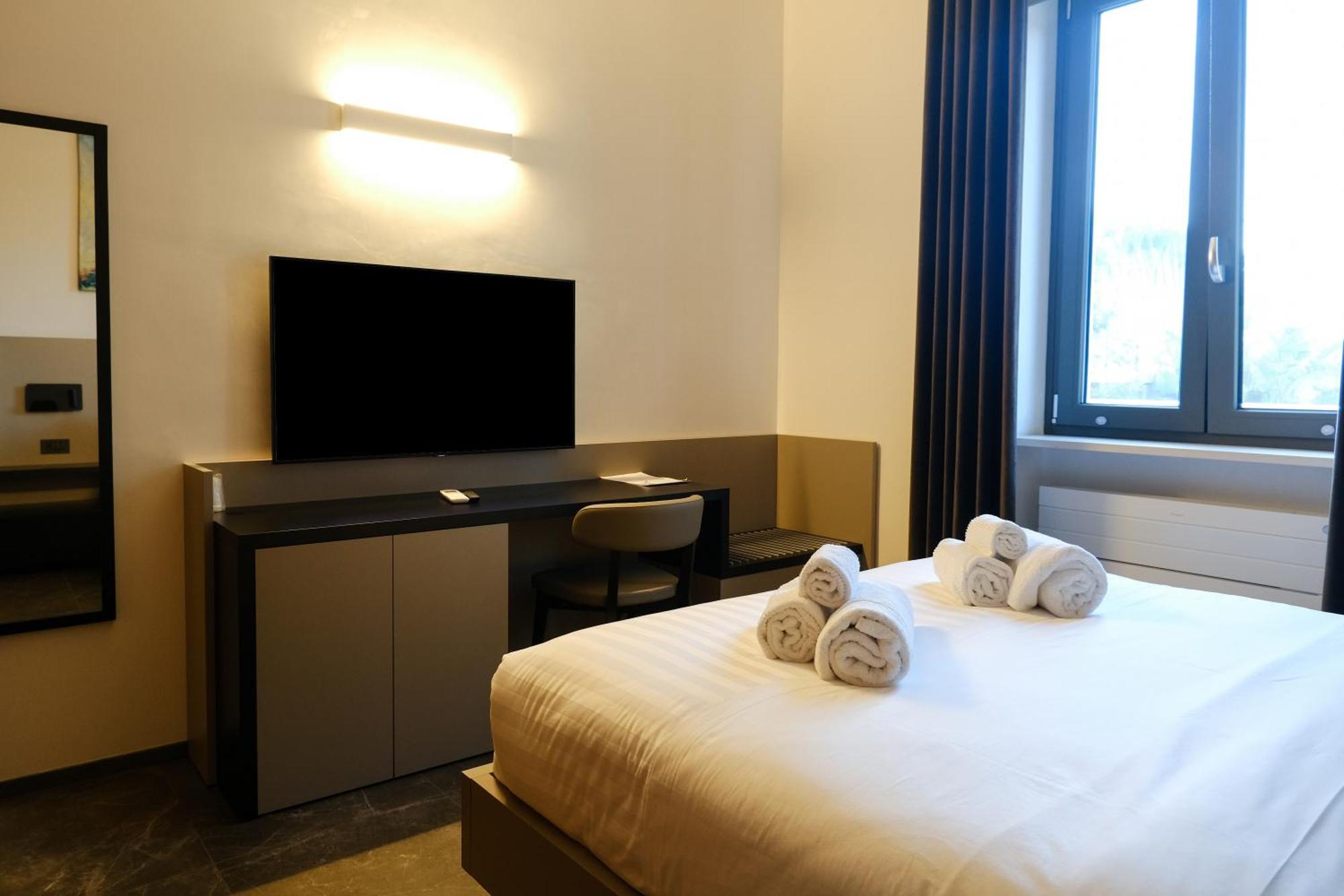 Dimora Giulia Hotel Bari Buitenkant foto